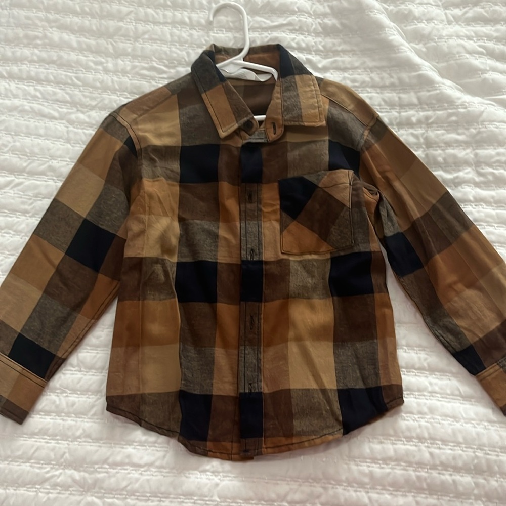 H&M boys long button down cotton shirt.